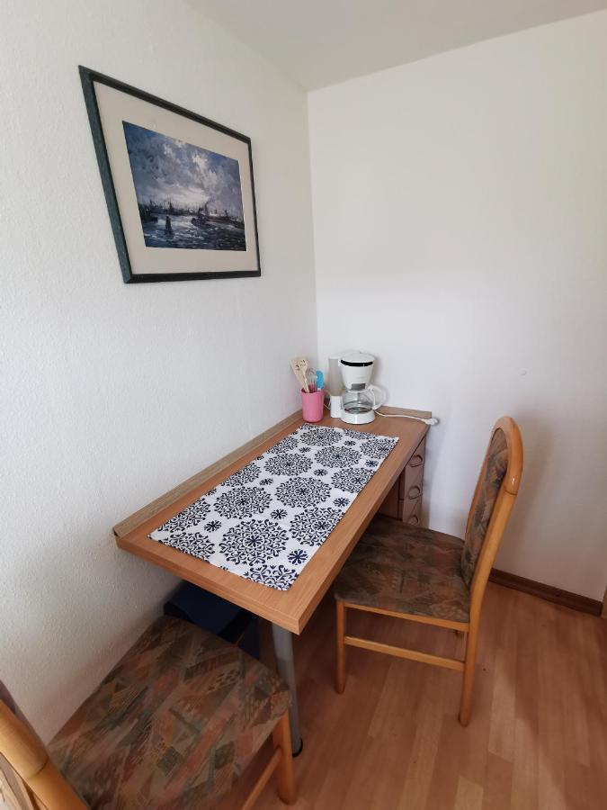 Bungalow Bei Warnemuende 奥门豪斯特 外观 照片