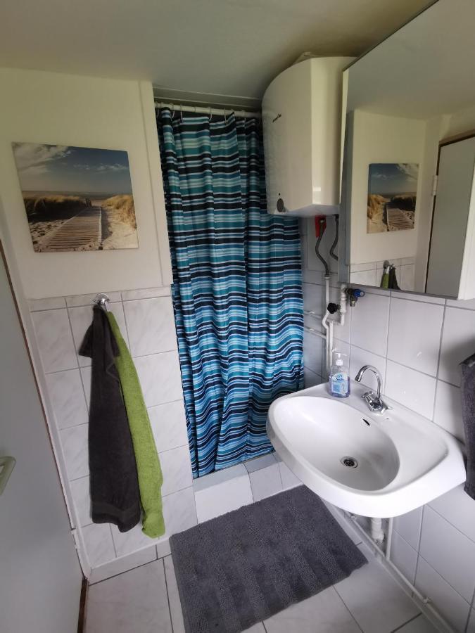 Bungalow Bei Warnemuende 奥门豪斯特 外观 照片